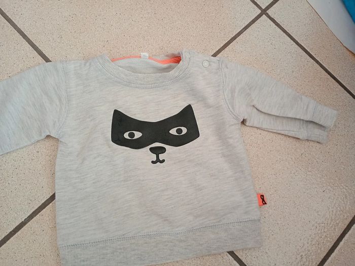 Sweat taille 68