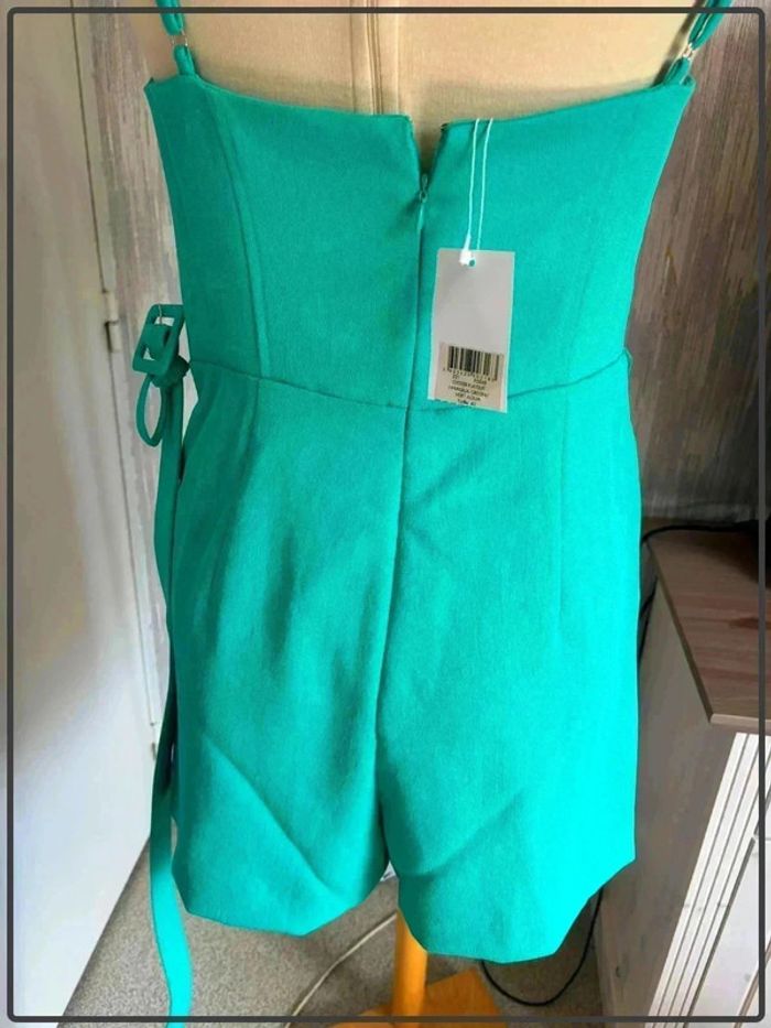 Combishort Oyster Vert d’eau taille 42 marque kookai neuve avec étiquette - photo numéro 4