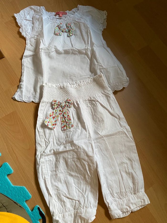 Ensemble T-shirt / blouse + pantacourt Lisa Rose Taille 5 ans