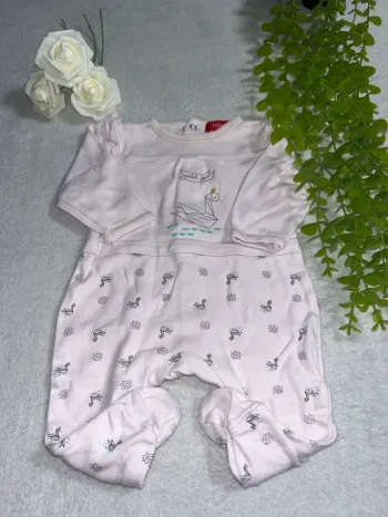Très beau pyjama léger bien habiller bébé fille