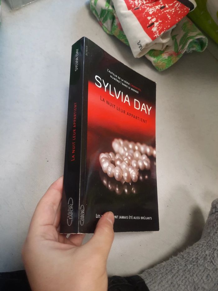 Livre New roman auteur crossfire - photo numéro 2