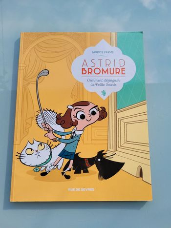 BD l'école des loisirs couverture souple, Astrid Bromure, comment dézinguer la petite souris (16)