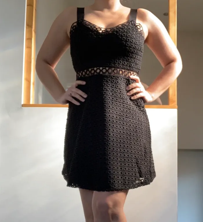 Robe noir crochet LUC-CE