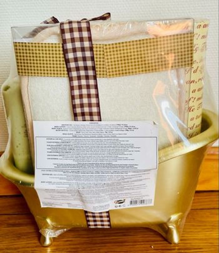 Gloss - coffret baignoire avec produits de toilette - photo numéro 3