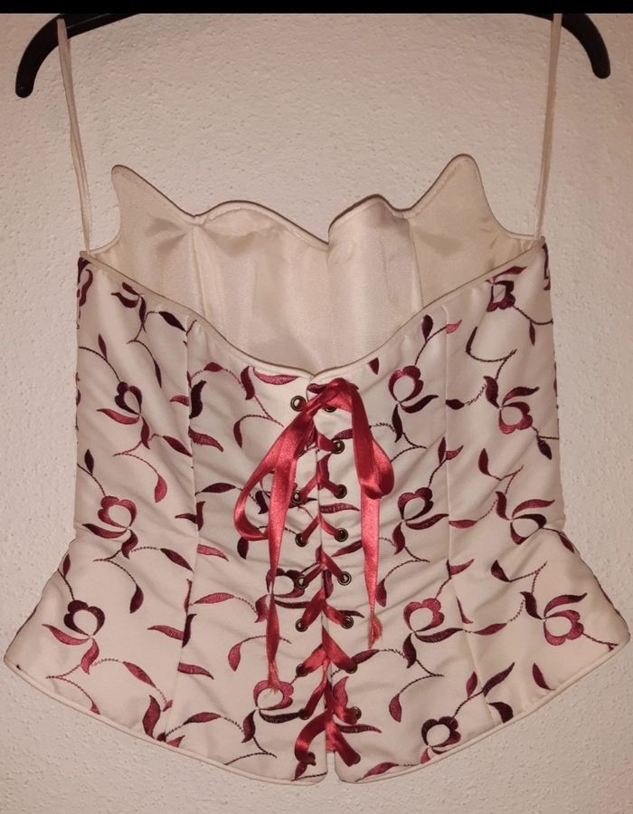 Bustier - photo numéro 2