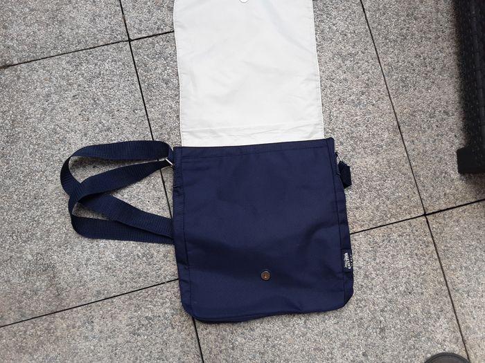 Sac Publicitaire marque jean Paul gaultier avec anses réglable - photo numéro 5