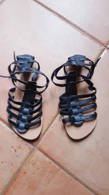 Sandales leclerc taille 34