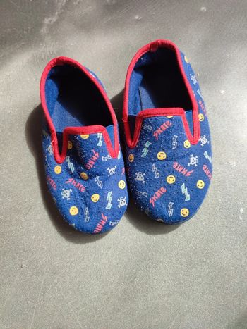 Paire de chaussons garçon 31
