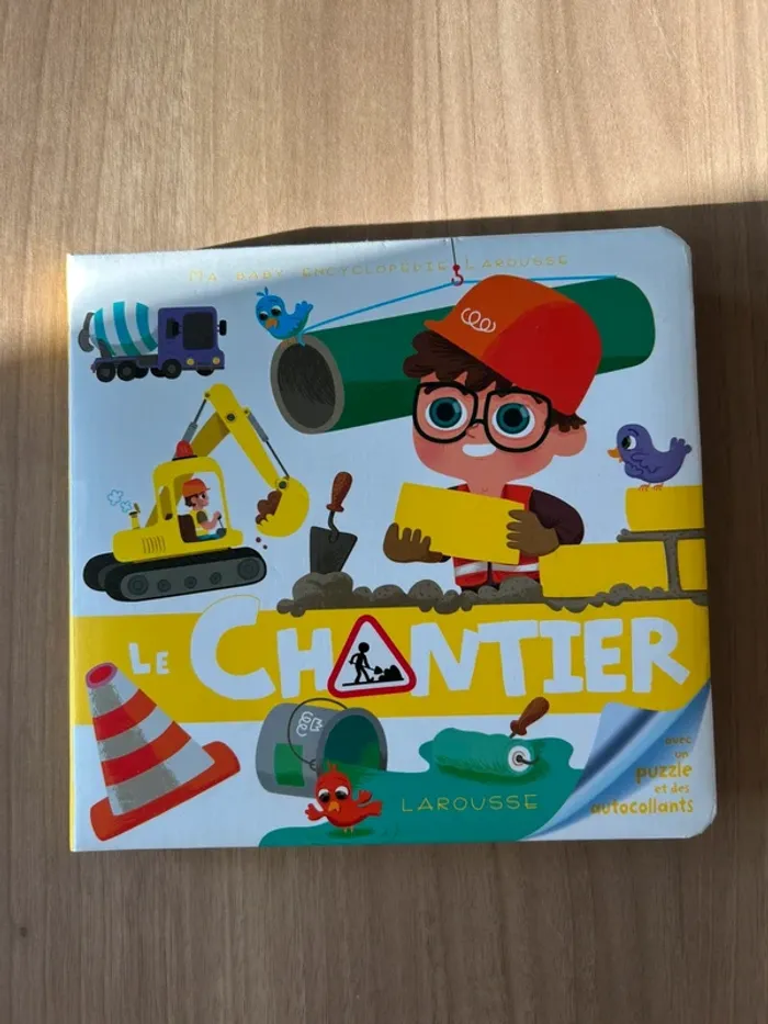Livre le chantier ma baby encyclopédie Larousse