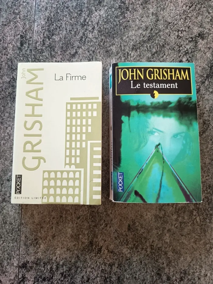 Lot de 2 livres de John Grisham