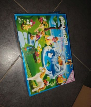 Lot de Playmobil 4137 très bon état princesse fontaine Royale complet