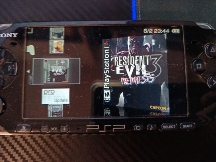 Cartes mémoire micro SD 64go pour PSP vendu flash avec 50 jeux PSP près à jouer