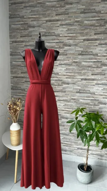 Superbe combi bordeaux positions multiples pour soirées