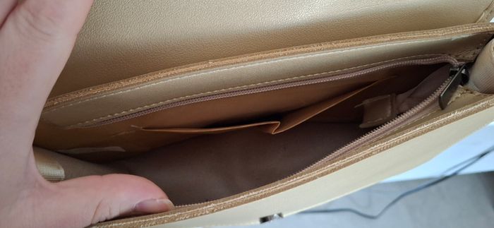 Sac doré neuf - photo numéro 4
