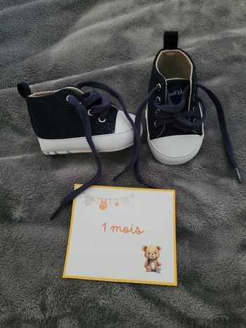 Chaussures à lacets 1 mois