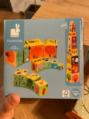 Pyramide Janod