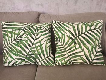 Lot 2 coussins décoratifs Palmiers