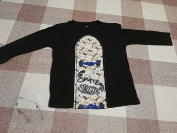 Tee shirt manches longues noir 98/104 cm