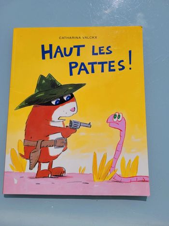Livre couverture souple l'école des loisirs, les aventures de Billy, Haut les Pattes