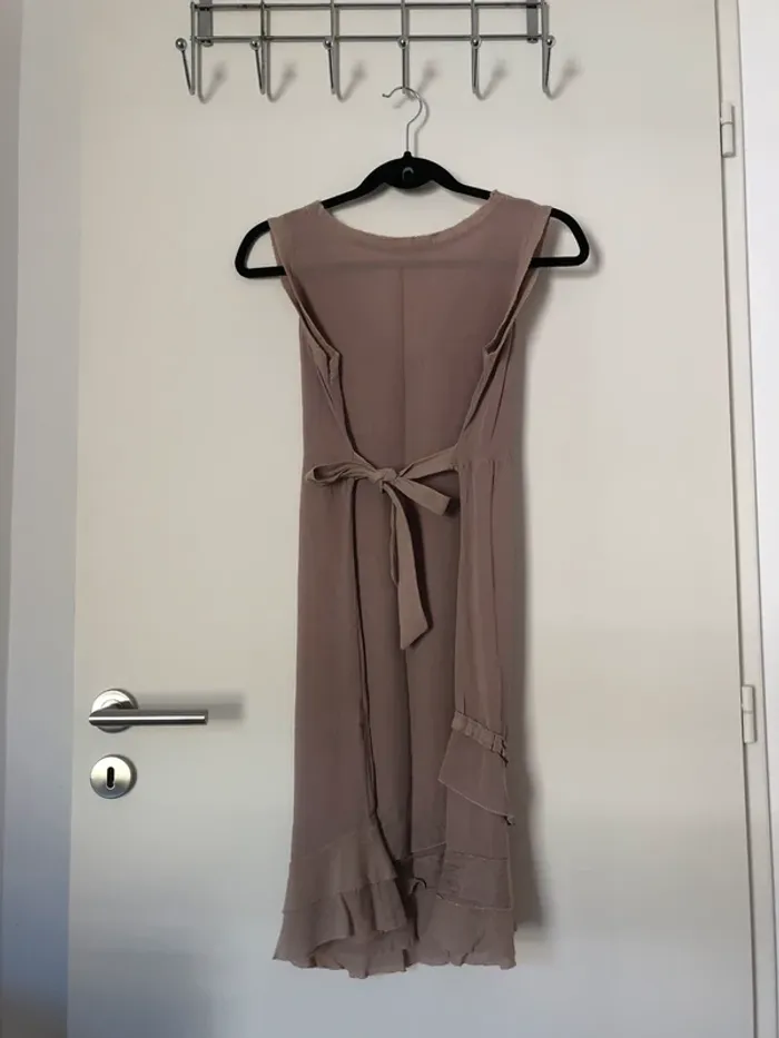 Robe en soie beige rosé La Féee Maraboutée taille 38 neuve - photo numéro 8