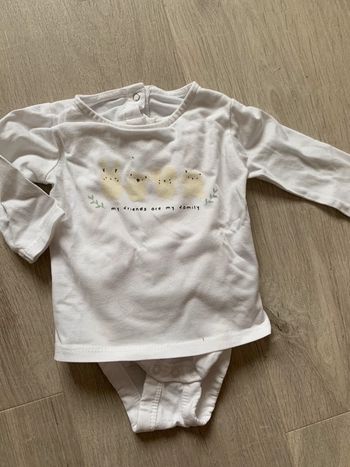 T shirt body intégré 3 mois