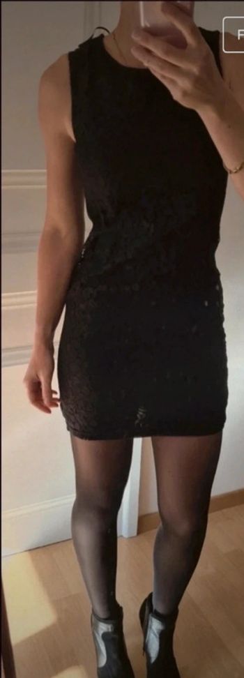 Robe noire dentelle taille XS