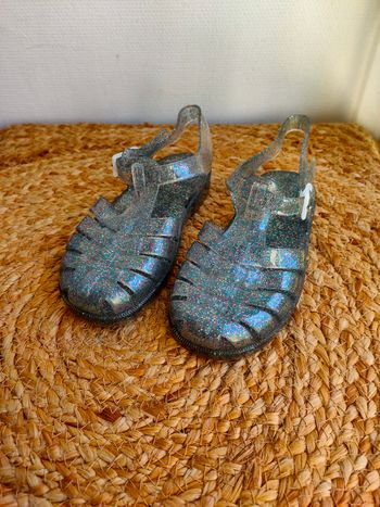 Chaussures de plage taille 29