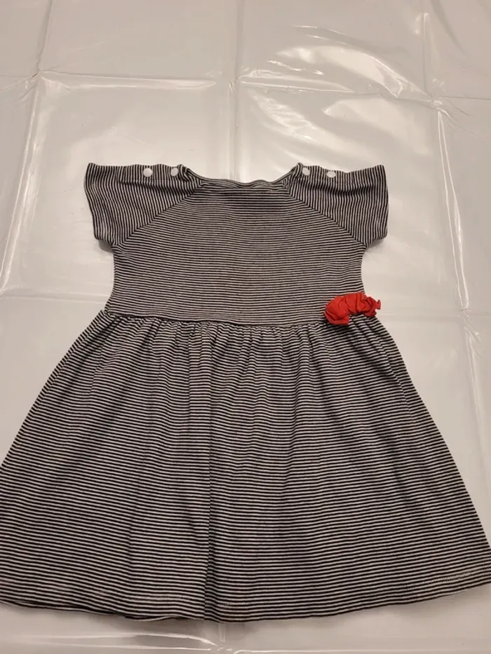 Robe Petit Bateau 24 mois