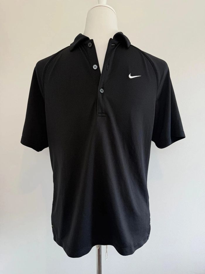 Polo de sport Nike Dri-fit homme noir logo brodé blanc taille M parfait état
