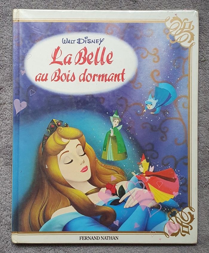 Grand album illustré pour enfants "La Belle au Bois Dormant" (Dès 4 ans) / Walt Disney