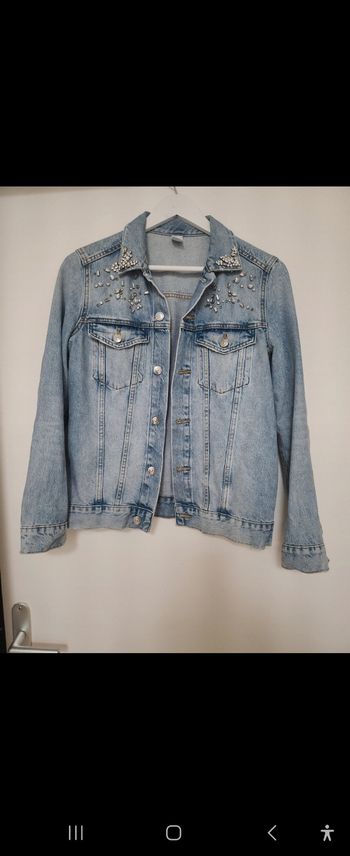 Veste en jean avec strass