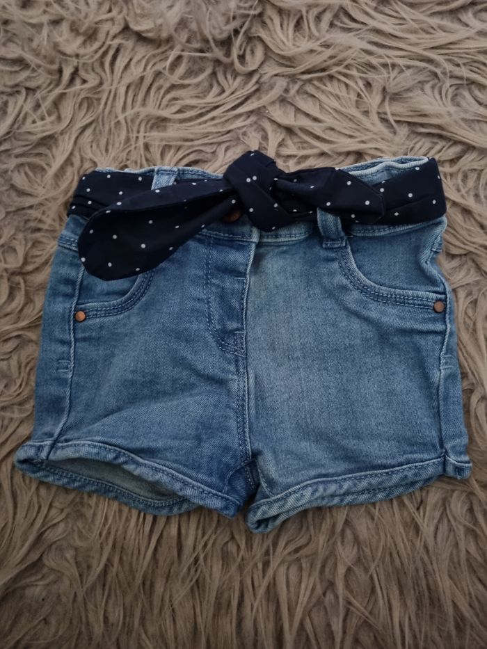 Short en jean avec ceinture 9mois - photo numéro 2