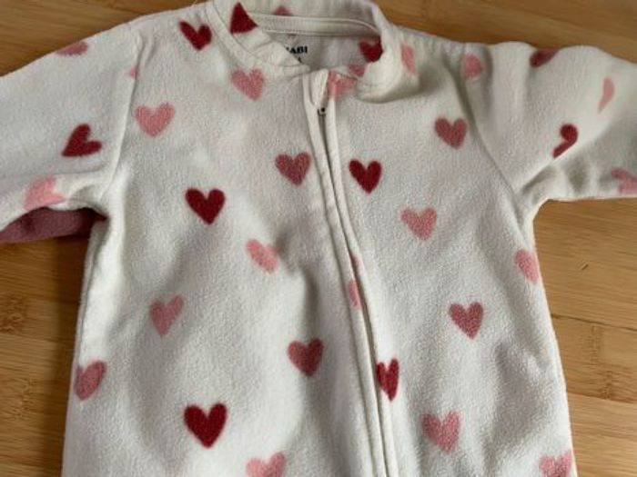 2 pyjamas velours neufs - photo numéro 3