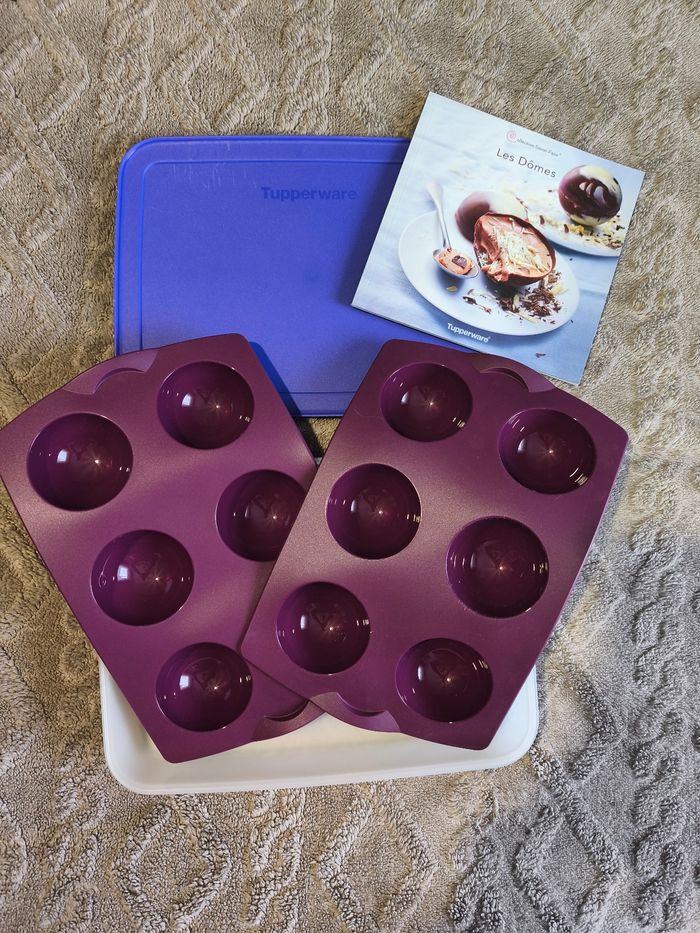 Moules a dômes Tupperware