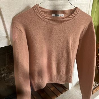 Pull uniclo camel