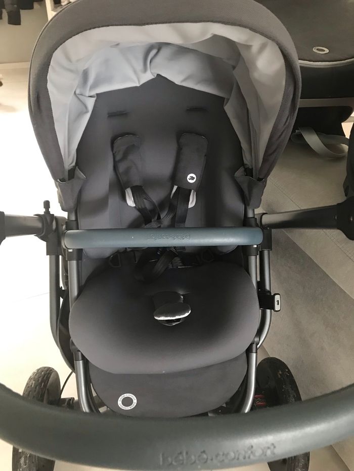 Ensemble poussette 3 roues - photo numéro 4