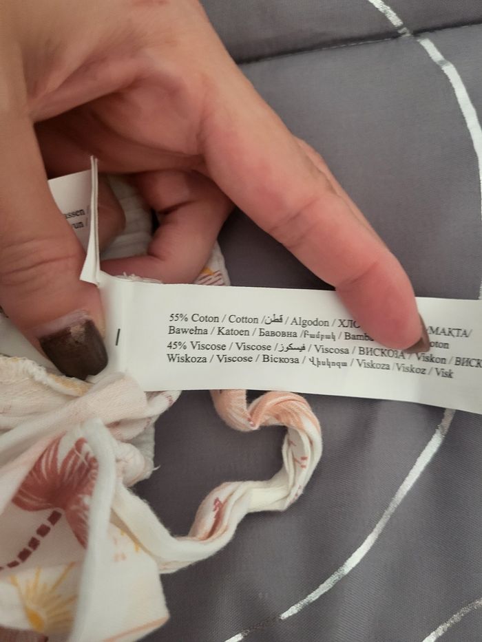 Pantalon fille 8 ans - photo numéro 3