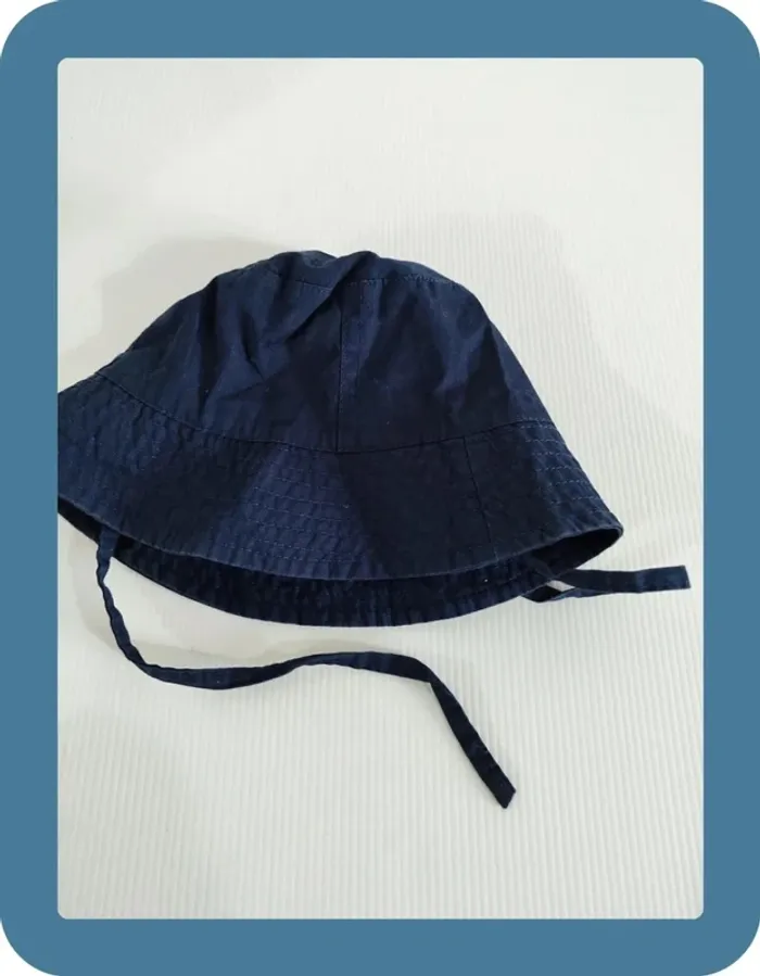 Petit chapeau bleu marine Pat & Ripaton, taille 6/12 Mois, - photo numéro 2