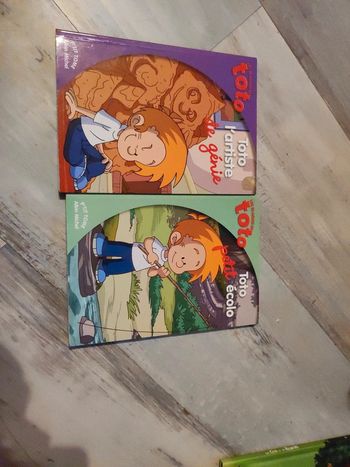 Lot de 2 livres les blagues de toto