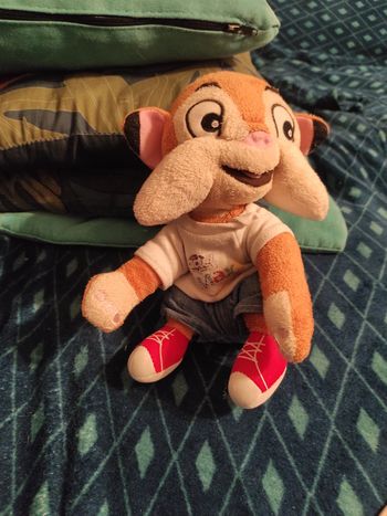 (4) peluche 