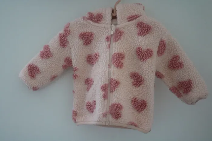 Gilet fille Primark 9 mois - photo numéro 2