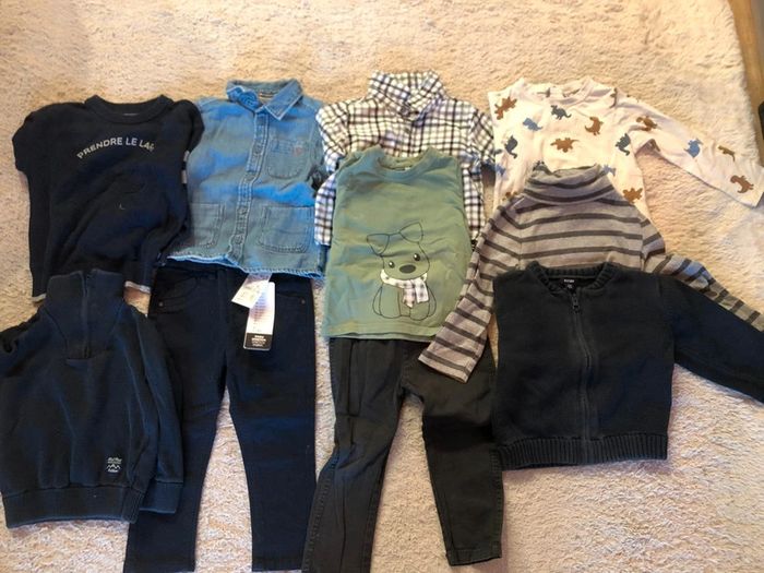 Lot pantalons et haut 2 ans