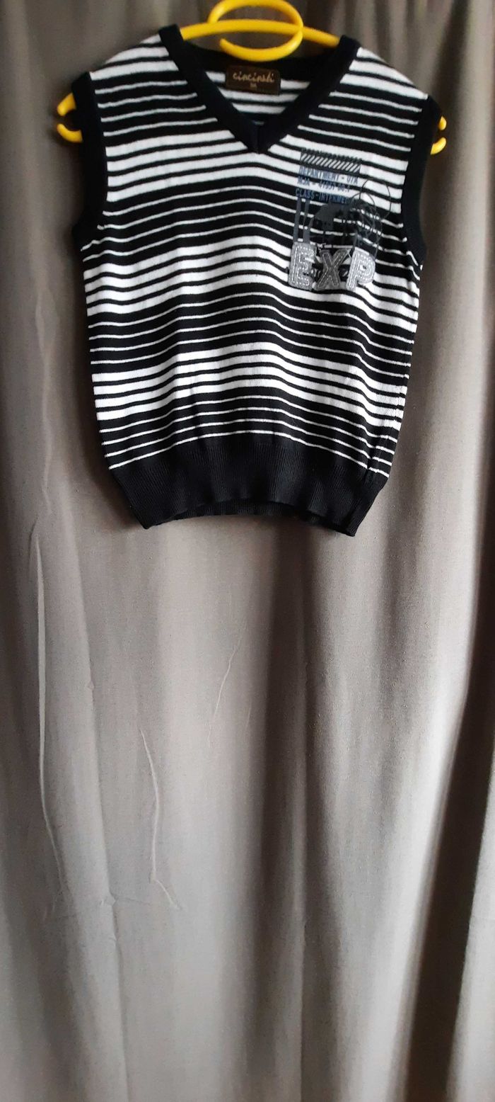 Pull sans manche
