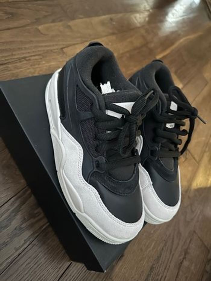 Basket Jordan NEUF - photo numéro 4