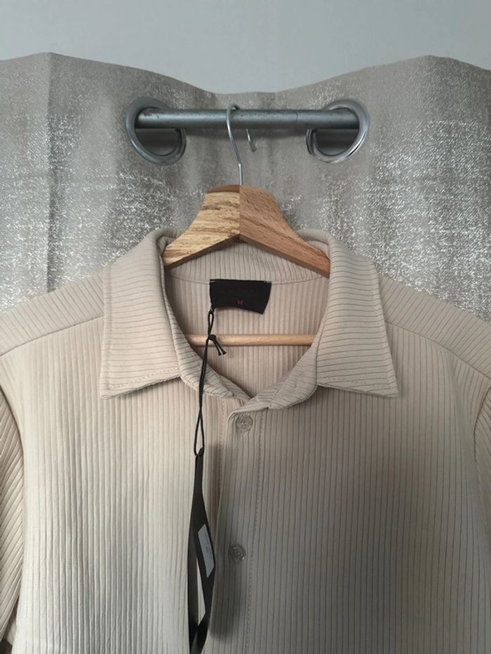 Chemise Uniplay homme – beige côtelée – Taille M – Neuve - photo numéro 3