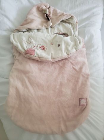 Nid d'ange pour la voiture moulin roti