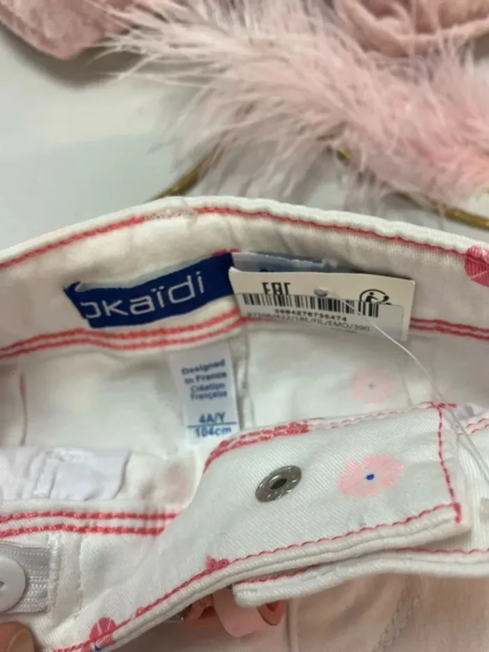 Pantalon fille - jeans - blanc - neuf - Okaïdi - Taille 4 ans - photo numéro 3