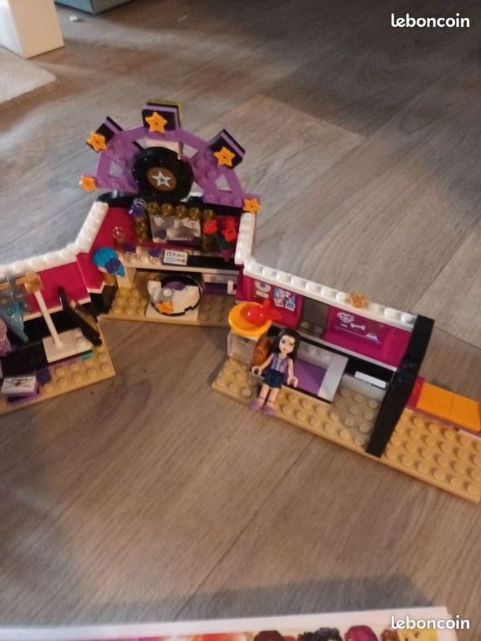 Légo la loge de la chanteuse 41104 fille friends musique chanteur stars fille violet noir - photo numéro 3