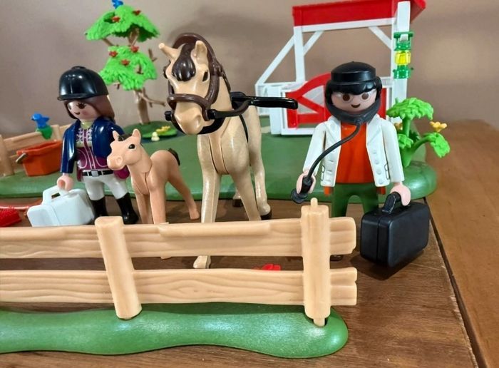 Playmobil 6147 SuperSet Paddock avec Chevaux - photo numéro 6
