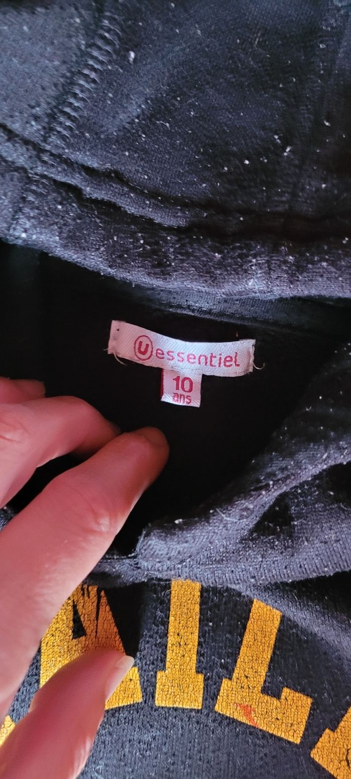 Pull à capuche - photo numéro 3